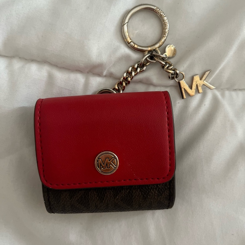 Michael Kors AirPod case